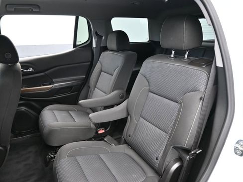 Used 2022 GMC Acadia SLE w/ Driver Convenience Package image 36