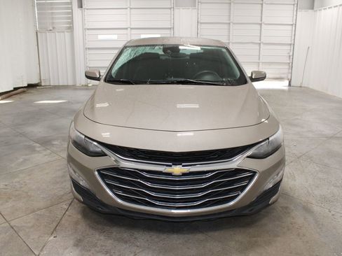 Used 2024 Chevrolet Malibu LT image 3