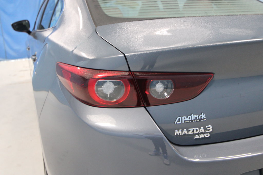 Used 2023 MAZDA MAZDA3 s AWD/4WD image 36