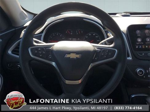 Used 2023 Chevrolet Malibu LT image 33