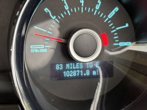 Used 2013 Ford Mustang Convertible image 22