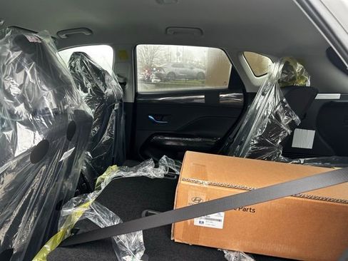 New 2026 Hyundai Kona SEL Premium image 12