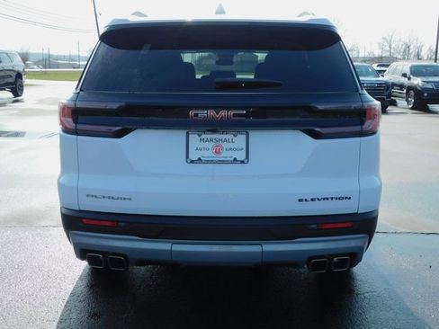 Used 2025 GMC Acadia Elevation image 8