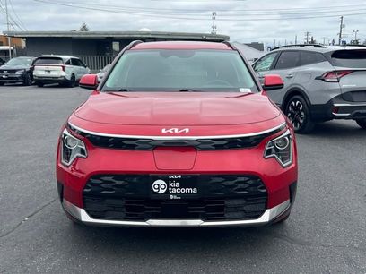 Certified 2025 Kia Niro Wind w/ Wind Preserve Package