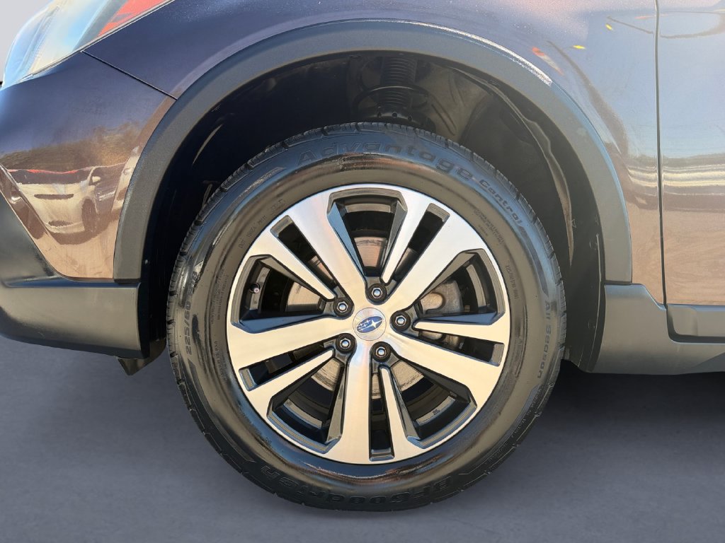 Used 2019 Subaru Outback 2.5i Limited AWD/4WD image 9