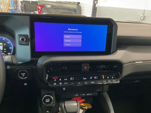 Used 2024 Toyota Land Cruiser image 16