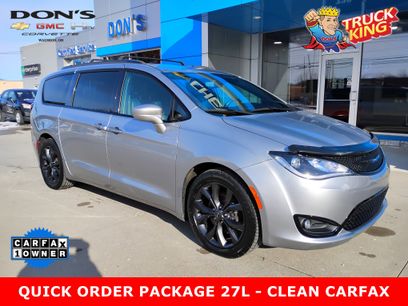 Used 2020 Chrysler Pacifica Touring-L w/ S Appearance Package