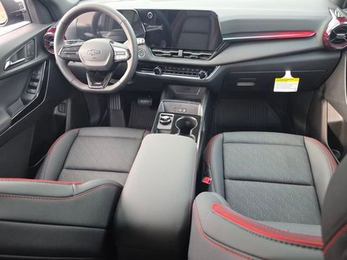 New 2026 Chevrolet Equinox RS w/ LPO, Floor Liner Package FWD image 23