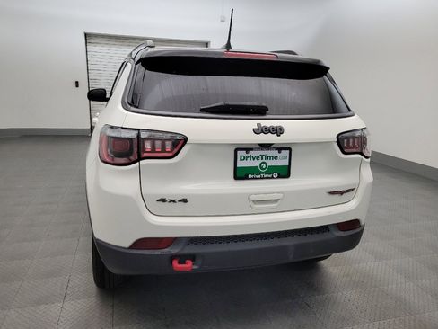 Used 2018 Jeep Compass Trailhawk w/ Leather Interior Group AWD/4WD image 6