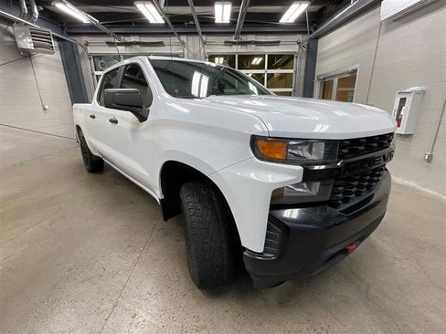 Used 2019 Chevrolet Silverado 1500 Custom Trail Boss w/ Custom Convenience Package image 7