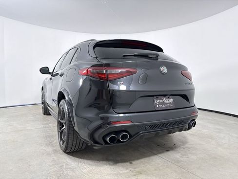 Used 2020 Alfa Romeo Stelvio Quadrifoglio image 20
