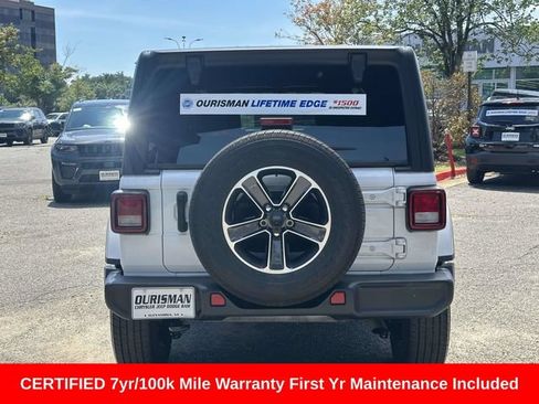Used 2023 Jeep Wrangler Unlimited Sahara AWD/4WD image 4