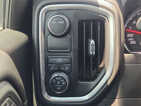 Certified 2020 Chevrolet Silverado 1500 LT w/ Texas Edition RWD image 17