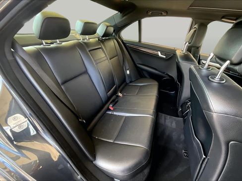 Used 2014 Mercedes-Benz C 250 Sedan image 17