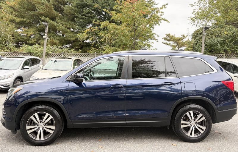 Used 2017 Honda Pilot EX-L image 4