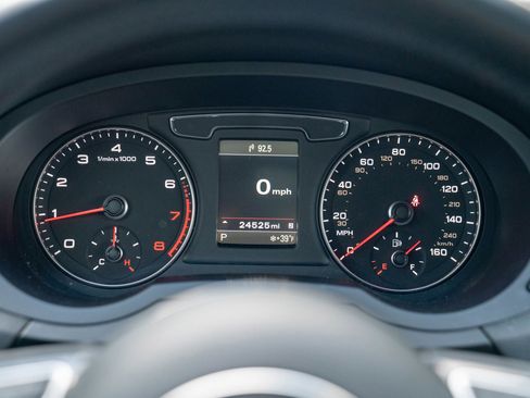 Used 2016 Audi Q3 2.0T Premium Plus w/ Technology Package image 13