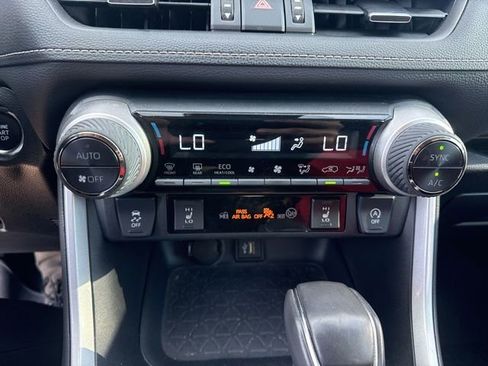Used 2023 Toyota RAV4 XLE Premium AWD/4WD image 33
