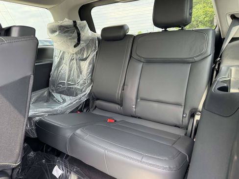 New 2026 Ford Expedition Active AWD/4WD image 11