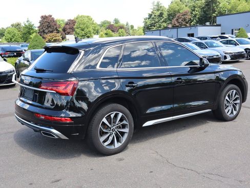 Used 2023 Audi Q5 2.0T Premium w/ Convenience Package AWD/4WD image 5