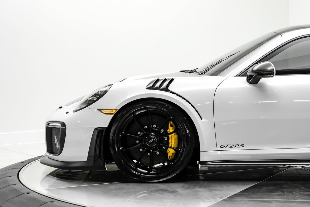 Used 2018 Porsche 911 GT2 RS RWD image 13