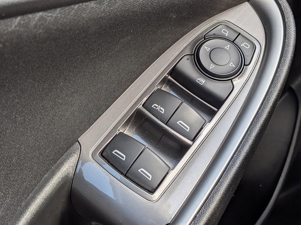 Certified 2025 Chevrolet Malibu LT FWD image 47