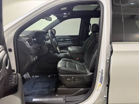 Certified 2024 GMC Yukon Denali w/ Max Trailering Package image 12