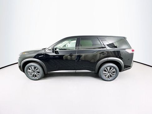 New 2025 Nissan Pathfinder S image 8
