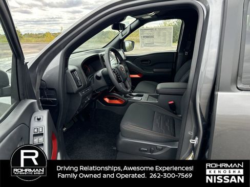 New 2026 Nissan Frontier PRO-4X w/ Pro-4x Convenience Package image 5
