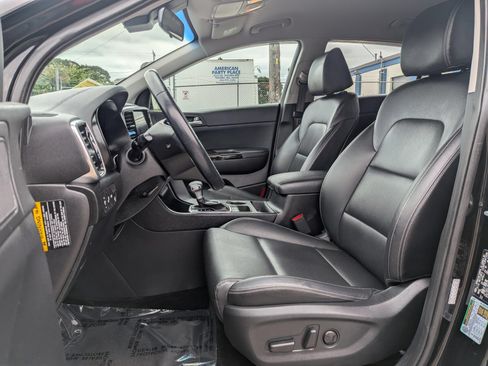 Used 2021 Kia Sportage EX AWD/4WD image 5