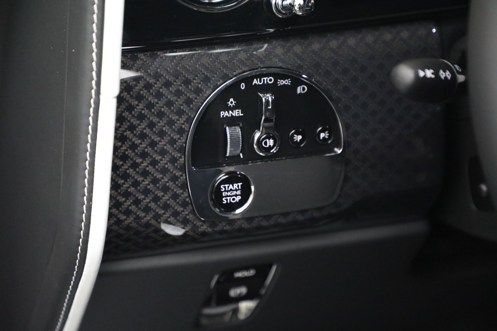 New 2027 Rolls-Royce Cullinan Black Badge AWD/4WD image 36