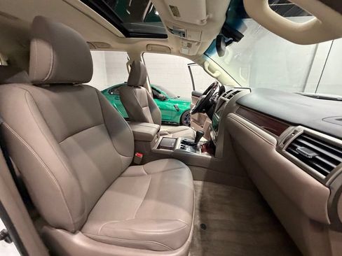 Used 2019 Lexus GX 460 Premium AWD/4WD image 38