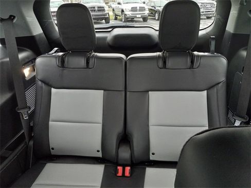 Used 2022 Ford Explorer XLT w/ Equipment Group 202A image 15