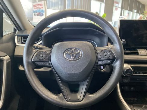 Used 2024 Toyota RAV4 XLE image 16