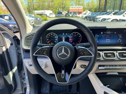 Certified 2025 Mercedes-Benz GLE 350 4MATIC image 15