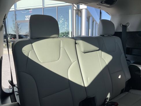 New 2025 Kia Telluride S image 30