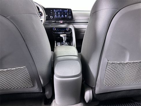 Used 2022 Hyundai Elantra SEL w/ Convenience Package image 22