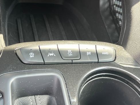 Used 2025 Chevrolet TrailBlazer LT AWD/4WD image 28