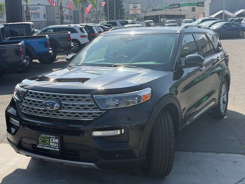 Used 2021 Ford Explorer Limited w/ Equipment Group 301A image 5