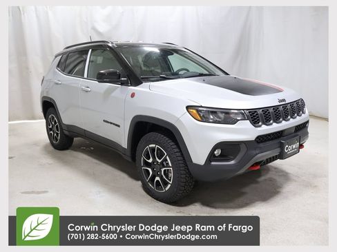 New 2026 Jeep Compass Trailhawk AWD/4WD image 1