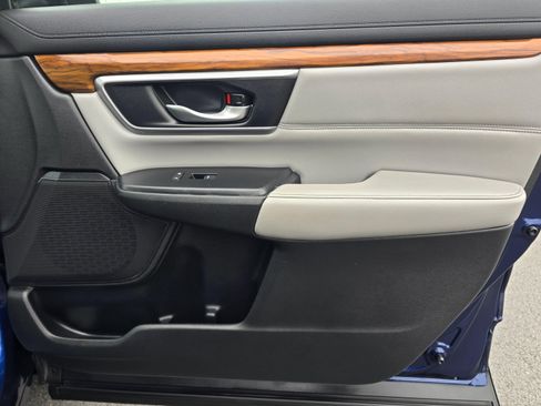 Used 2017 Honda CR-V Touring image 26
