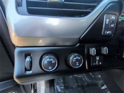 Used 2019 Chevrolet Tahoe LT image 35