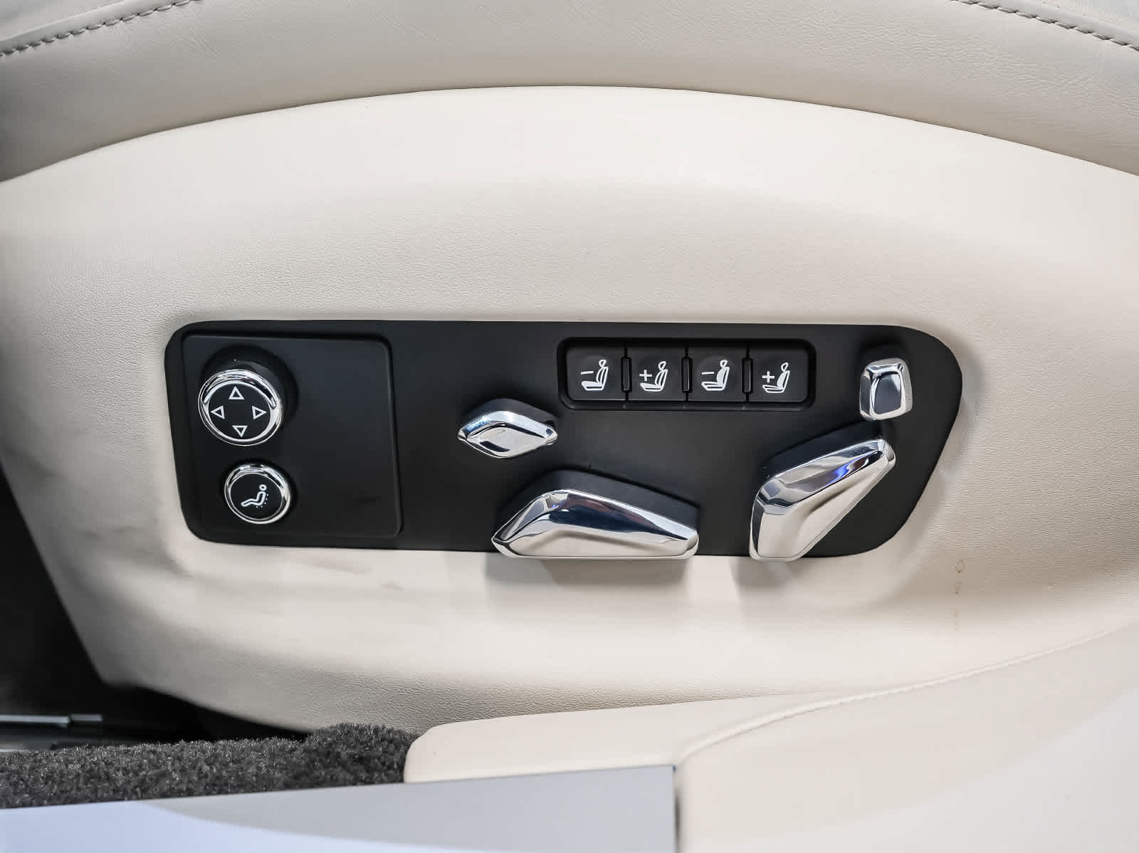 Used 2022 Bentley Flying Spur V8 AWD/4WD image 20