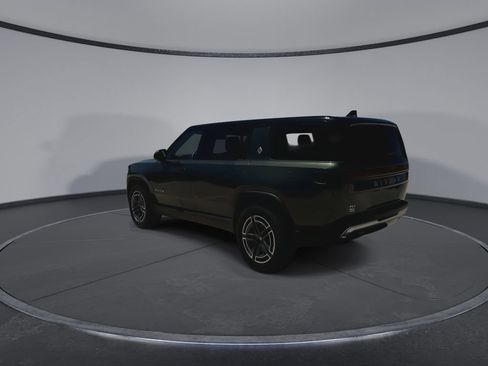 Used 2025 Rivian R1S Adventure AWD/4WD image 2