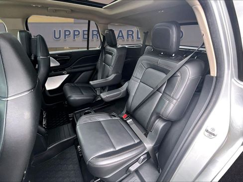 Used 2023 Lincoln Aviator Grand Touring w/ Equipment Group 301A AWD/4WD image 26