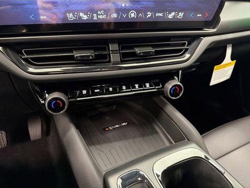 New 2026 Chevrolet Equinox EV RS w/ Active Safety Package 3 AWD/4WD image 17