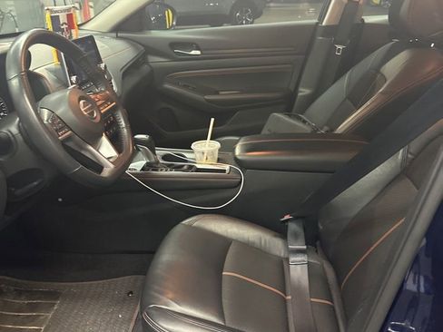 Used 2022 Nissan Altima 2.5 SR image 3