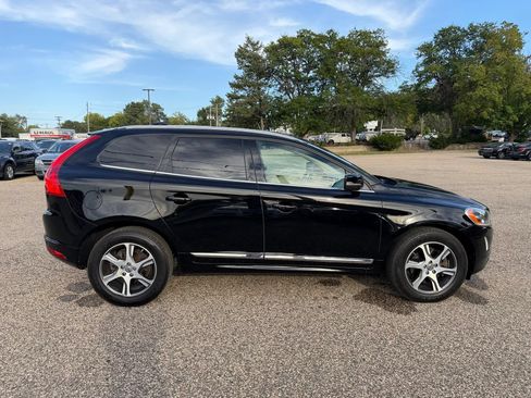 Used 2015 Volvo XC60 T6 AWD/4WD image 7
