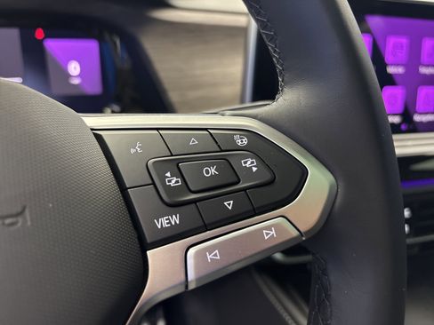 Used 2026 Volkswagen Atlas SEL Premium R-Line image 16