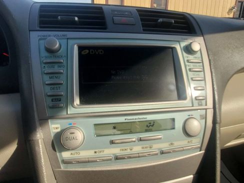 Used 2009 Toyota Camry XLE image 19