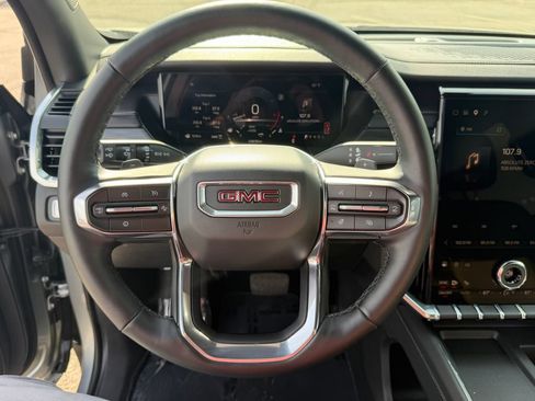 Used 2026 GMC Acadia Elevation w/ Elevation Premium Package AWD/4WD image 27